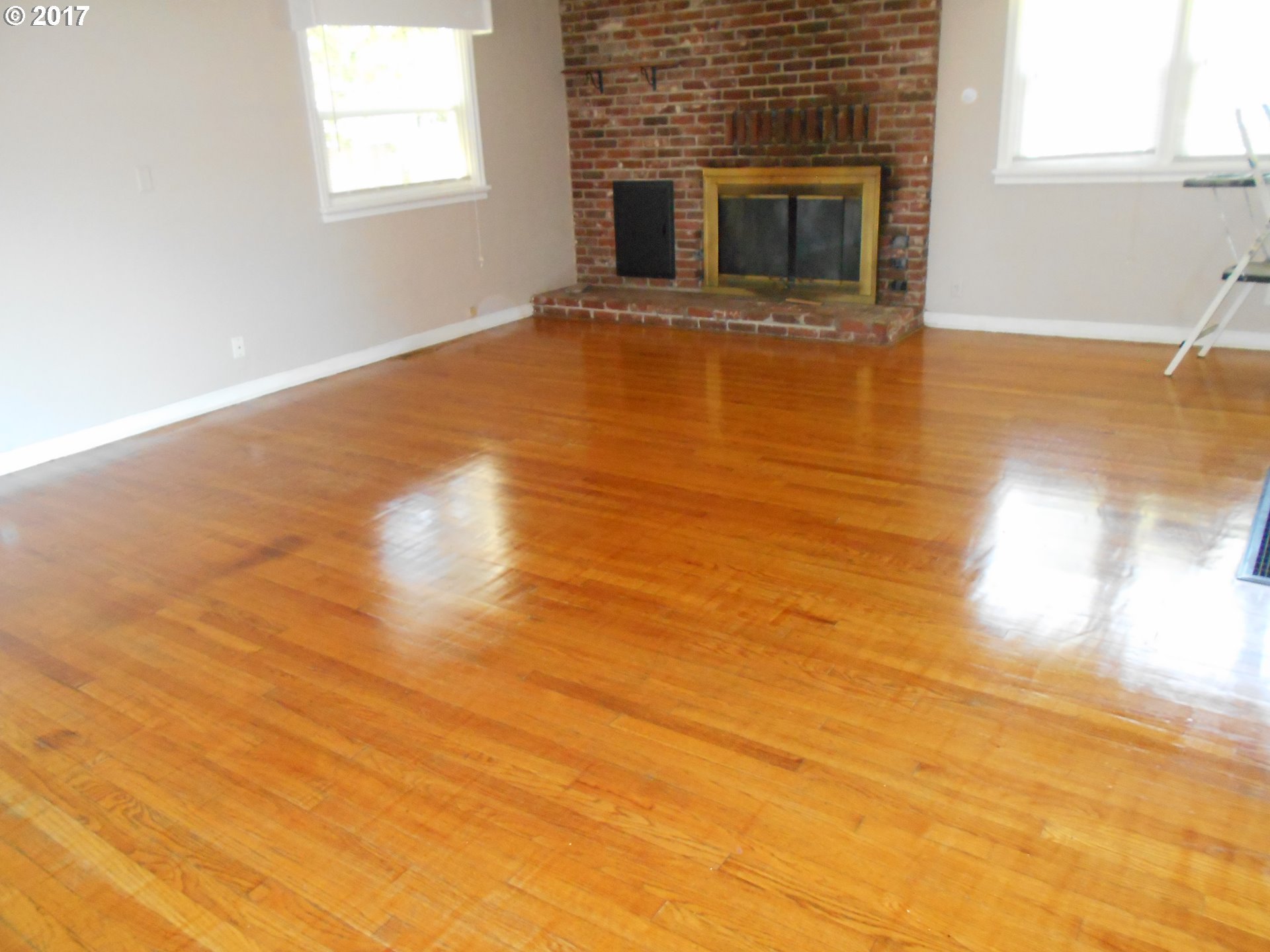 11595 Southwest Greenburg Road Tigard, OR 97223 - Photo 16 of 27 Gallery Image 16