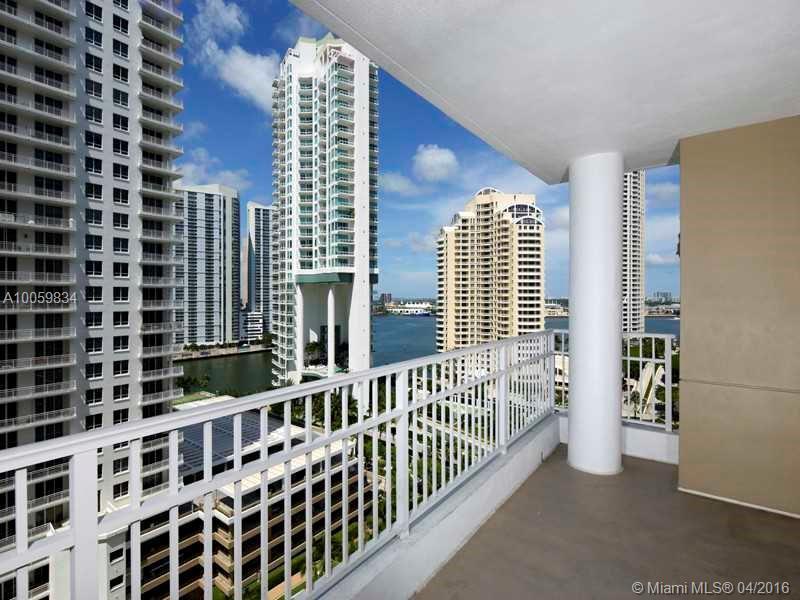 701 Brickell Key Boulevard, Unit 1708 Miami, FL 33131 - Photo 8 of 9
