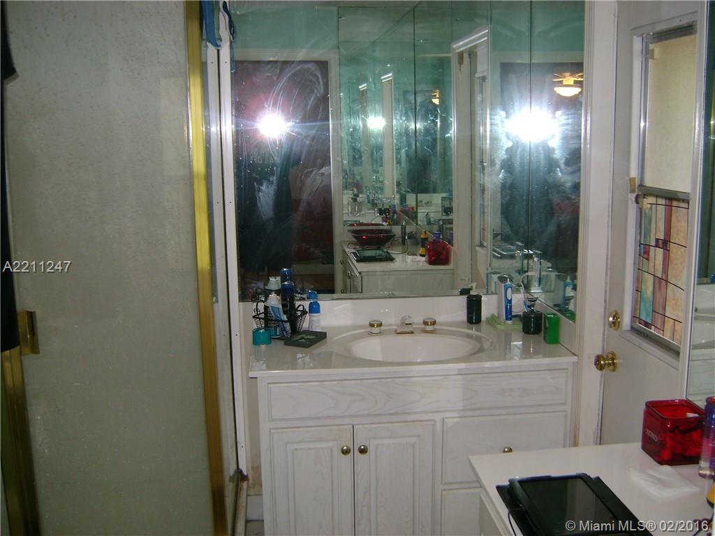 4265 Northwest 2nd Avenue Boca Raton, FL 33431 - Photo 19 of 28