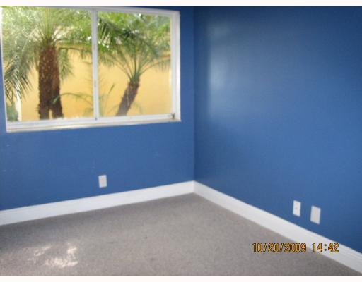 5686 Rock Island Road, Unit 1031 Tamarac, FL 33319 - Photo 6 of 8 Gallery Image 6