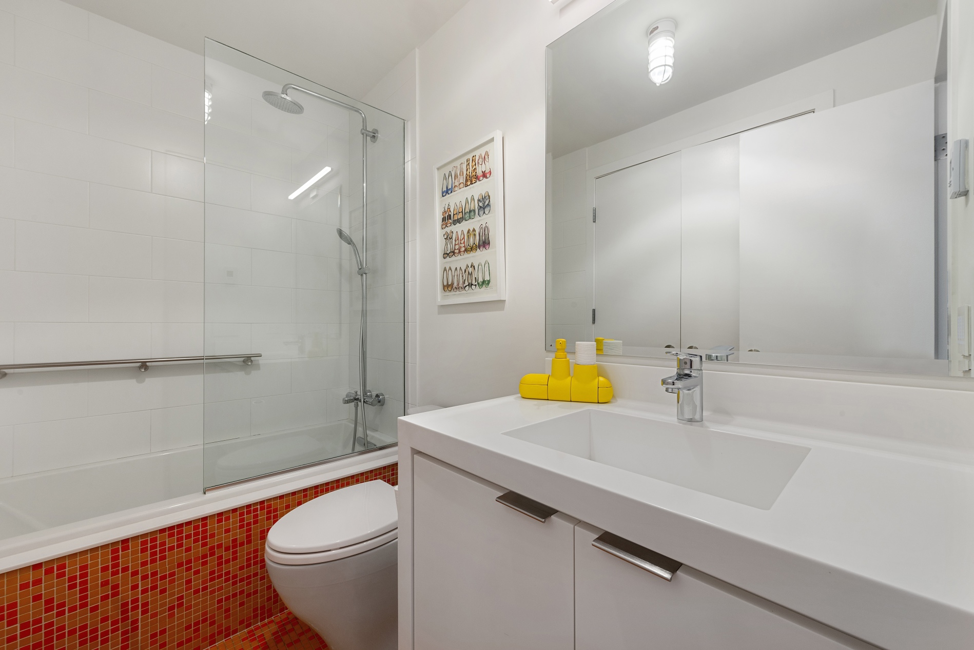 303 East 49th Street, Unit 16 Manhattan, NY 10017 - Photo 8 of 9