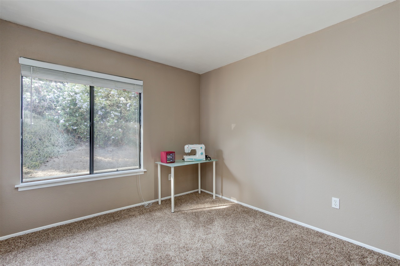 1416 Timber Glen Escondido, CA 92027 - Photo 12 of 20