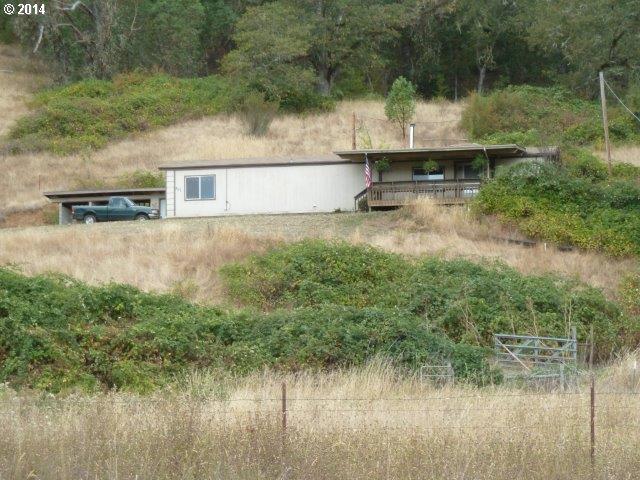 971 Wilcox Road Oakland, OR 97462 - Photo 2 of 16 Gallery Image 2