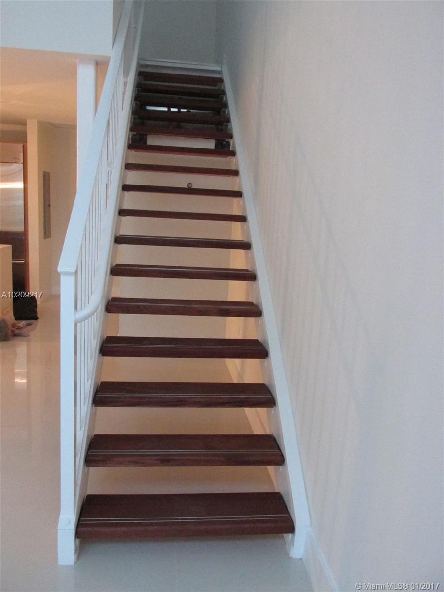 Edgewater Miami, FL 33137 - Photo 7 of 14