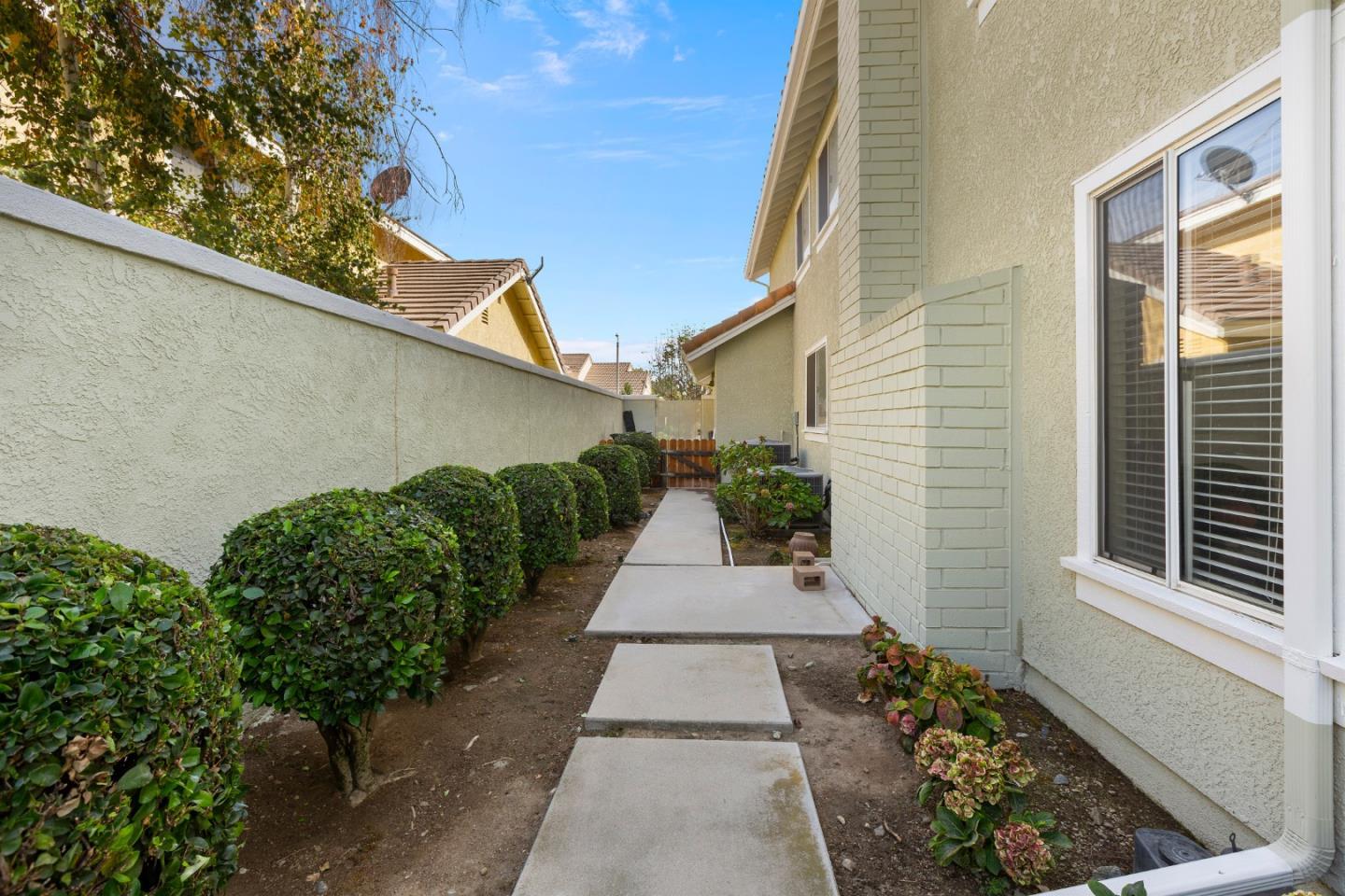 14030 Hastings Ranch Lane Rancho Cucamonga, CA 91739 - Photo 33 of 40