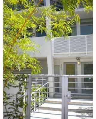 1577 Bay Road, Unit 202 Miami Beach, FL 33139 - Photo 14 of 16 Gallery Image 14