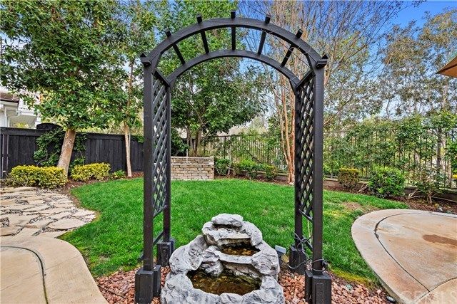 $1,000,000 | 8 St Giles Court, Ladera Ranch, CA 92694