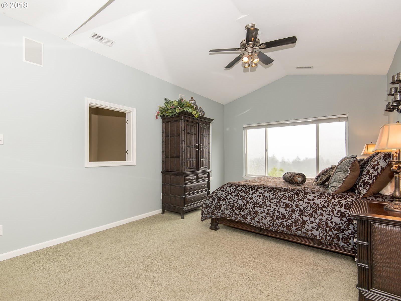 13600 Southwest Willow Top Lane Tigard, OR 97224 - Photo 11 of 26 Gallery Image 11