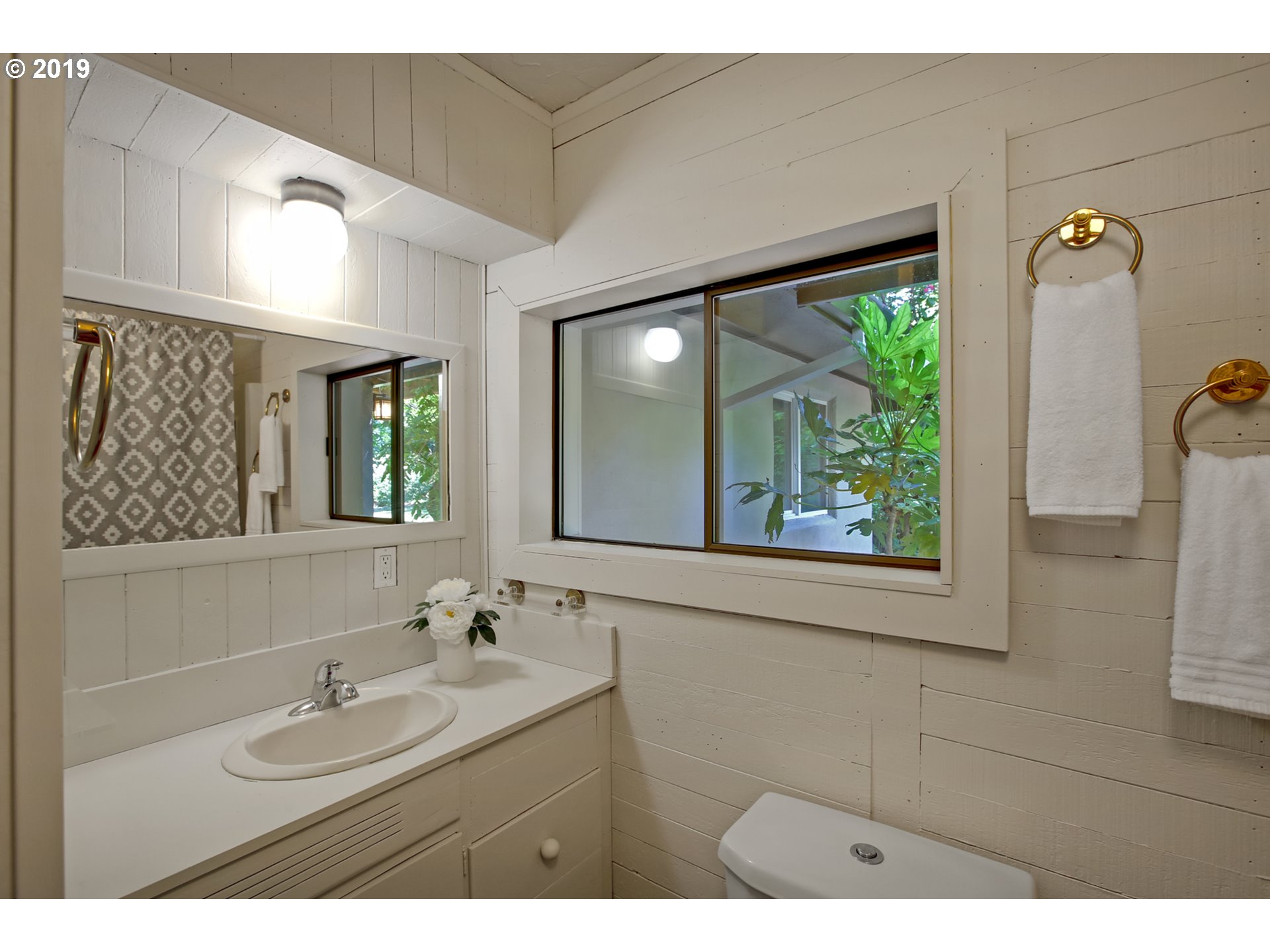 13508 Northwest Springville Road Portland, OR 97229 - Photo 9 of 31 Gallery Image 9