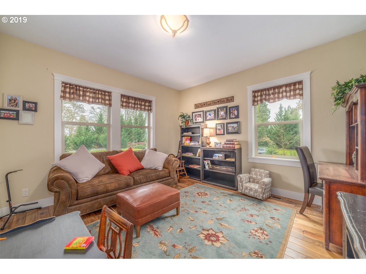 37535 Riverside Drive Pleasant Hill, OR 97455 - Photo 23 of 32 Gallery Image 23
