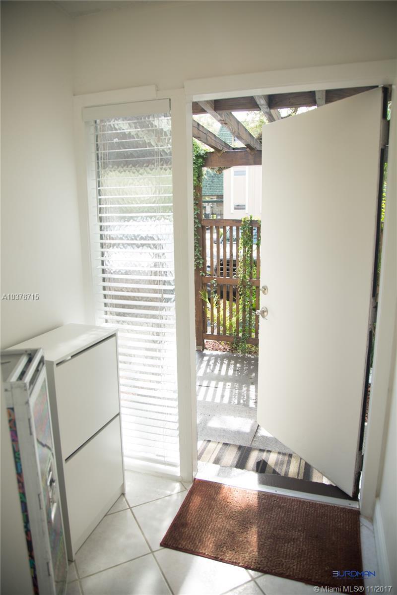 3779 Raleigh Street, Unit 3779 Hollywood, FL 33021 - Photo 8 of 34 Gallery Image 8