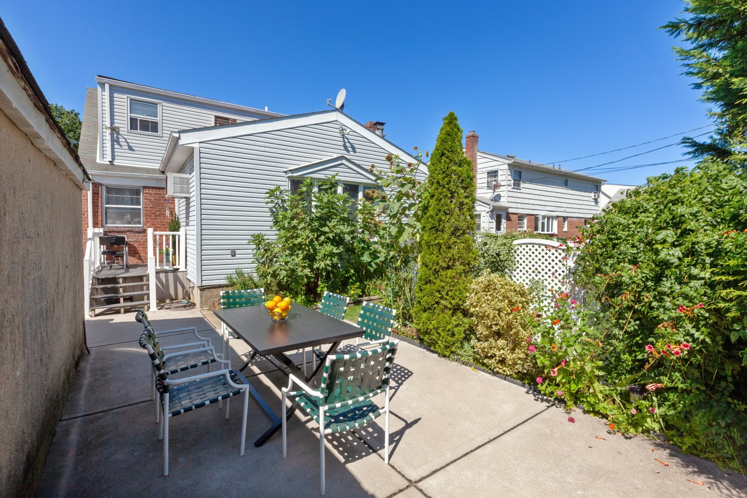 64 Birchwood Drive West Valley Stream, NY 11580 - Photo 12 of 15