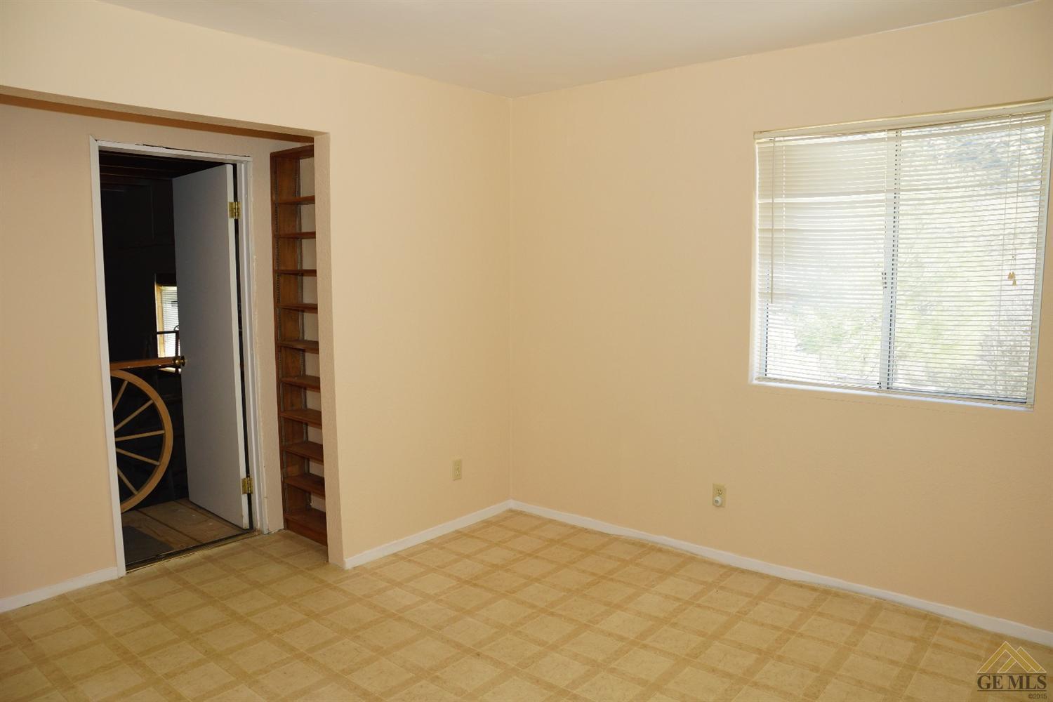 8918 Caliente Bodfish Road Caliente, CA 93518 - Photo 15 of 21