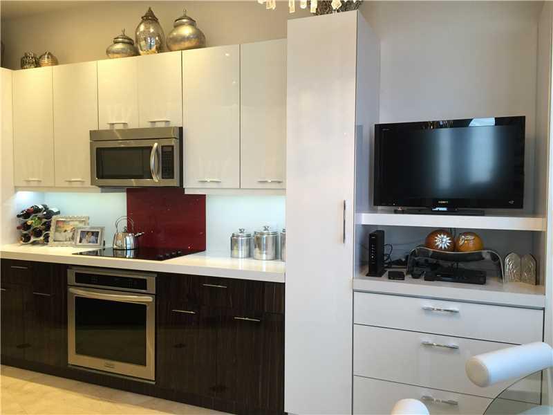 848 Brickell Key Drive, Unit 602 Miami, FL 33131 - Photo 11 of 27