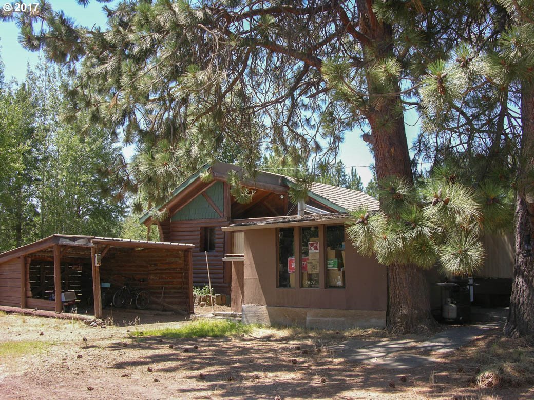 19208 Shoshone Road Bend, OR 97702 - Photo 16 of 29