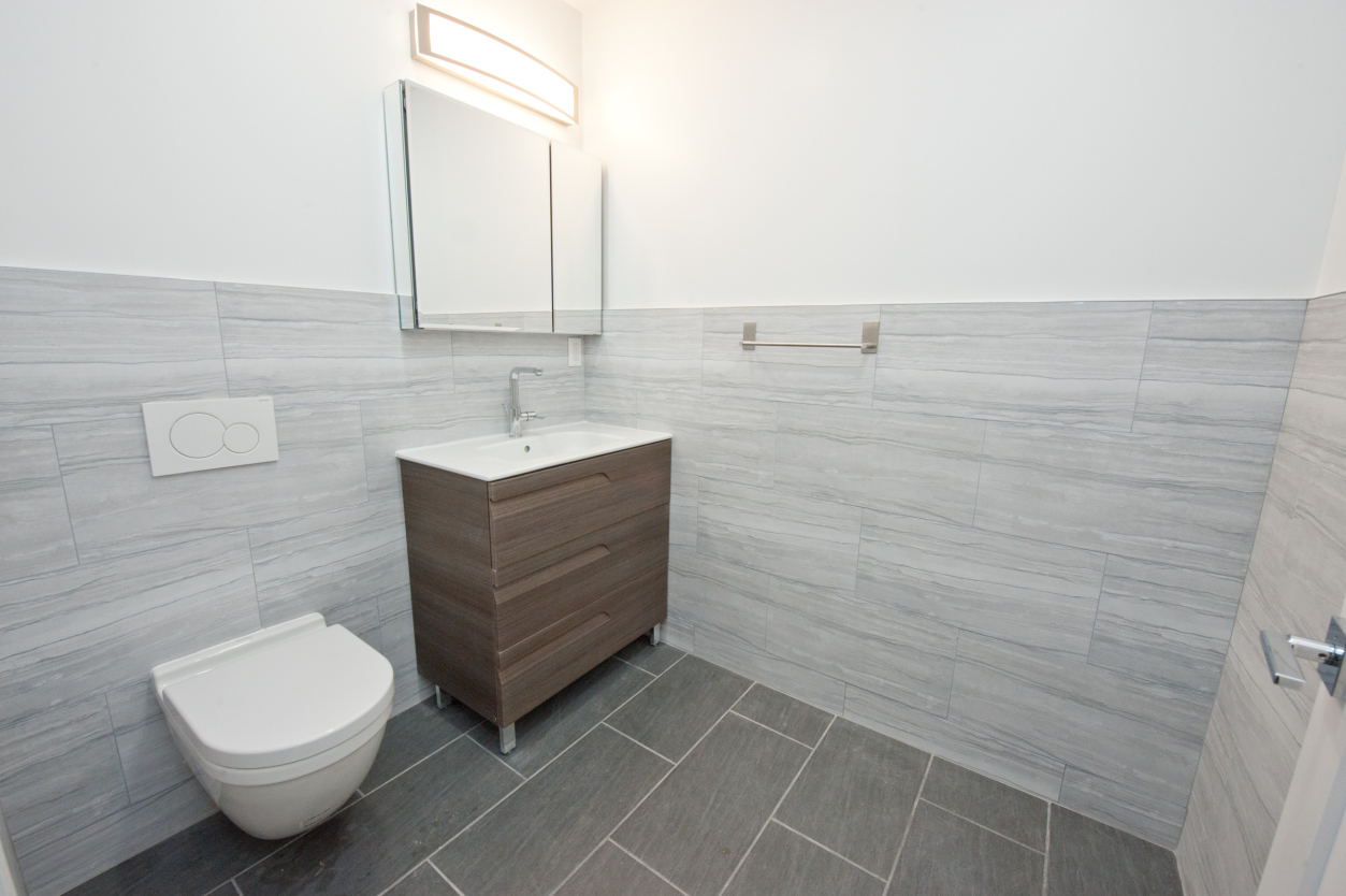 25-10 38th Avenue Queens, NY 11101 - Photo 13 of 17