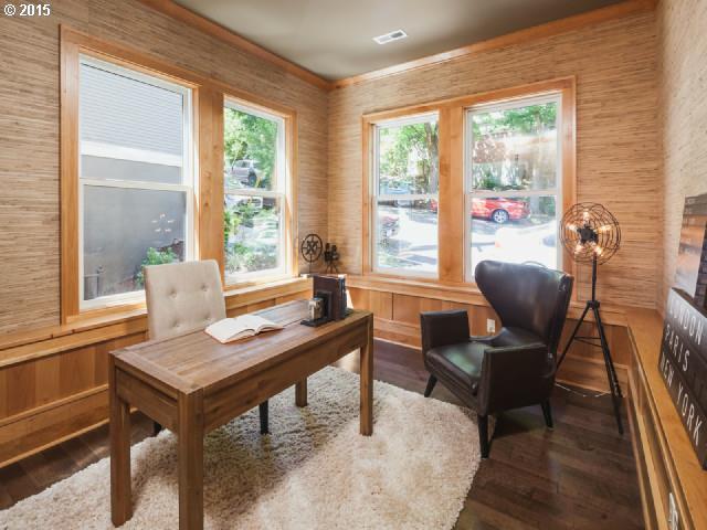 2008 Southwest Madison Street Portland, OR 97205 - Photo 3 of 16 Gallery Image 3