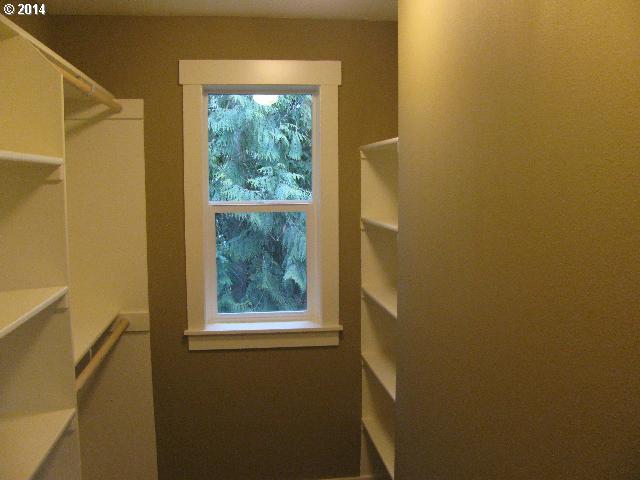 681 Southwest Maplecrest Drive, Unit LOT 2 Portland, OR 97219 - Photo 11 of 13 Gallery Image 11