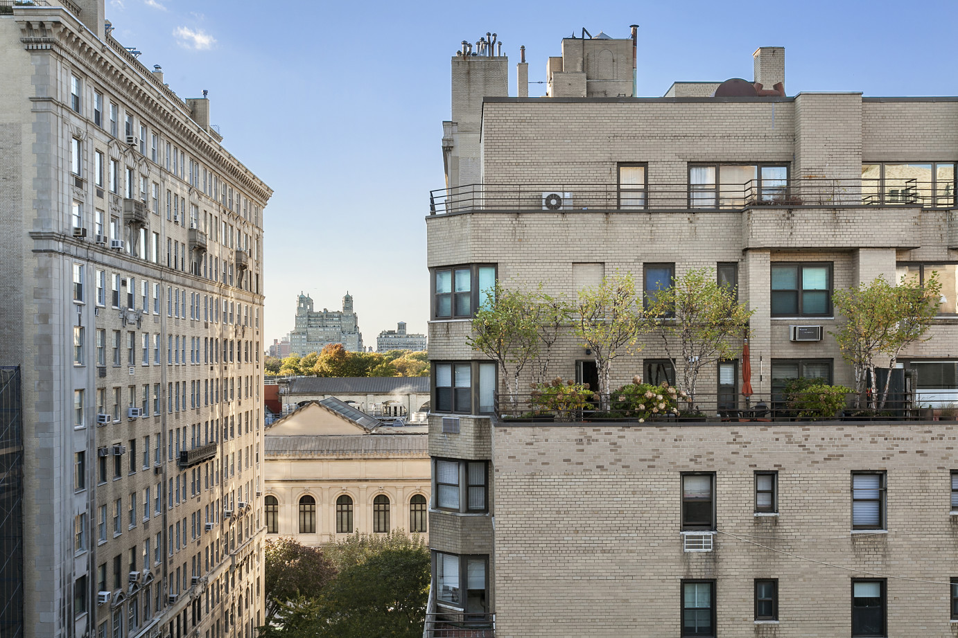 25 East 83rd Street, Unit 10E Manhattan, NY 10028 - Photo 3 of 12