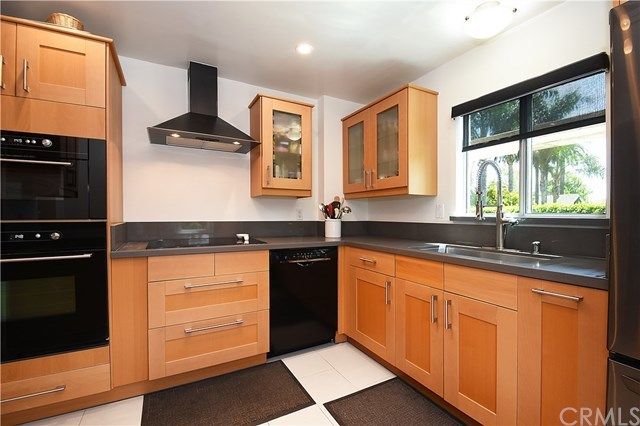 $510,000 | 2302 2nd Street, Unit 2D, Long Beach, CA 90803