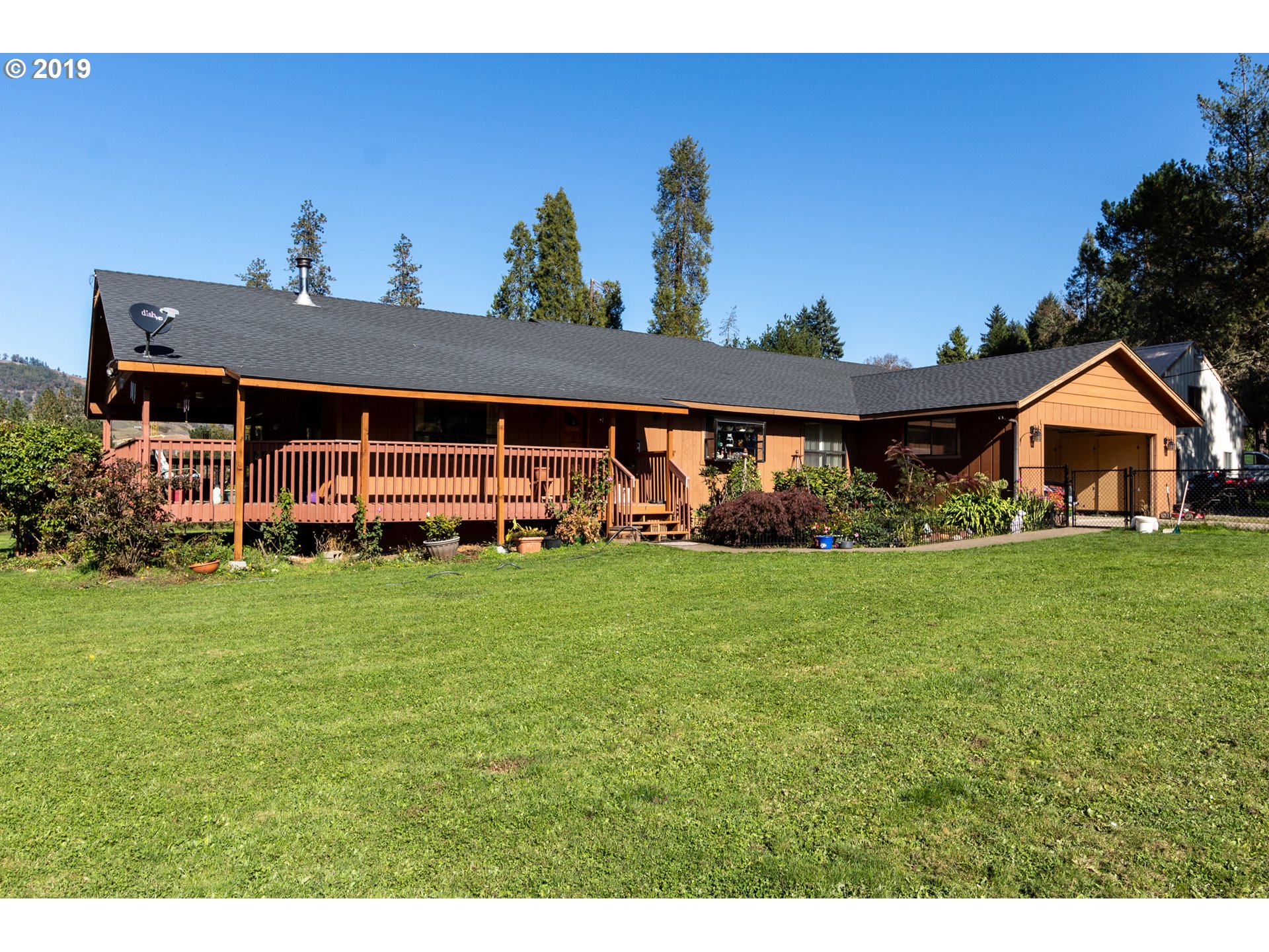 225 Rice Creek Road Winston, OR 97496 - Photo 2 of 32