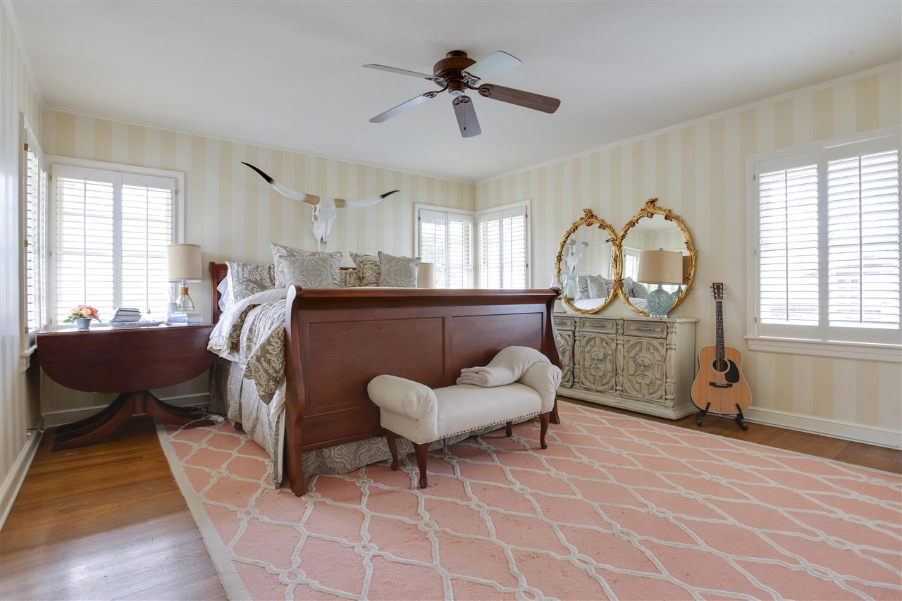 4724 Barfield Road Memphis, TN 38117 - Photo 13 of 22