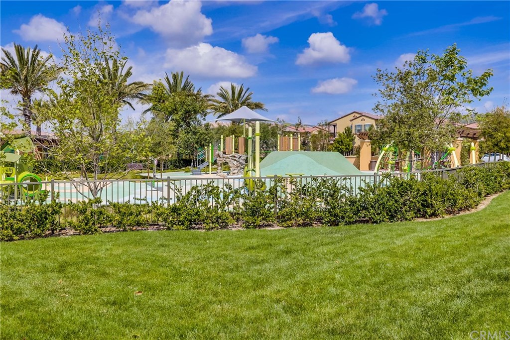 407 Trailblaze Irvine, CA 92618 - Photo 38 of 52