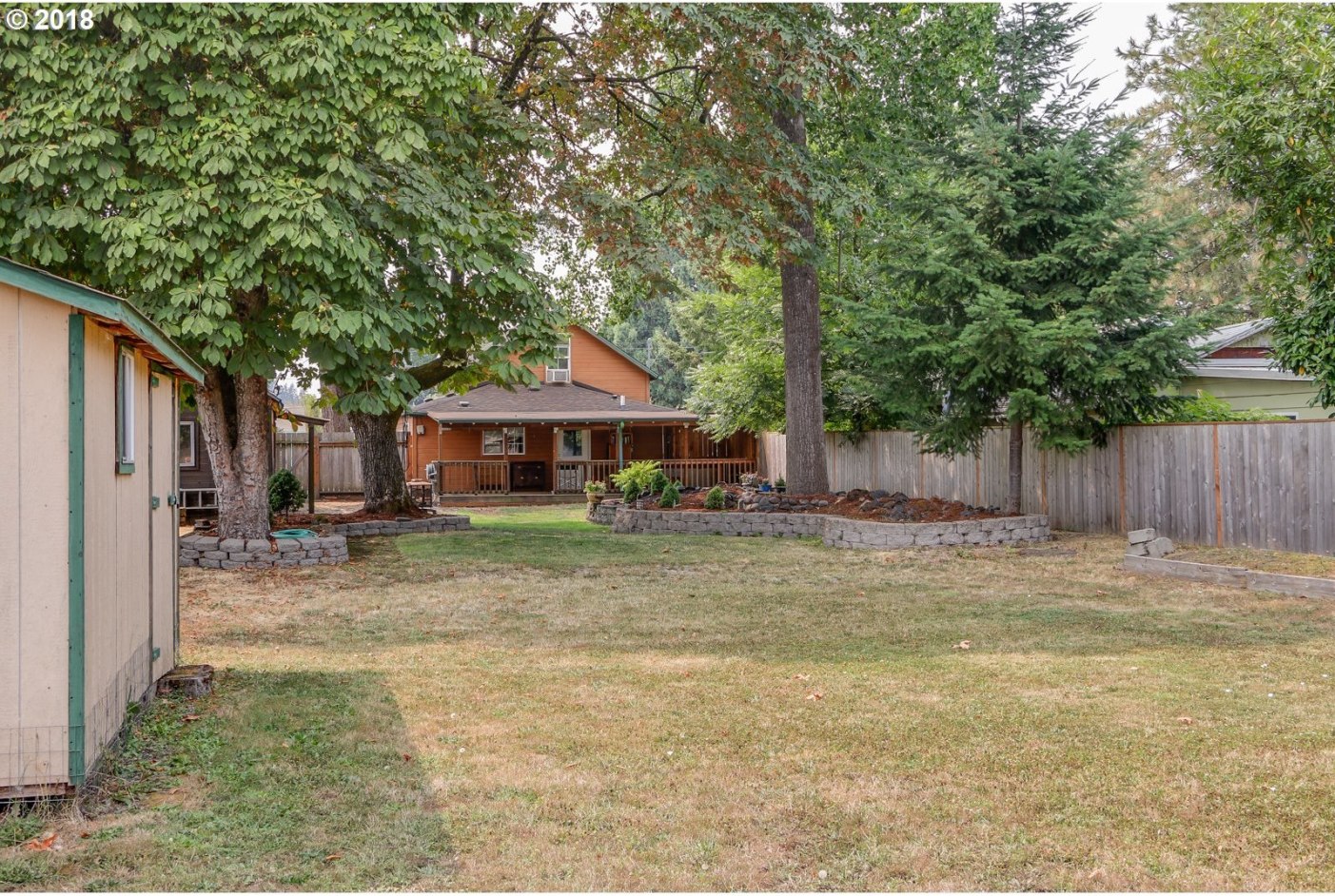 1143 7th Street Springfield, OR 97477 - Photo 5 of 21