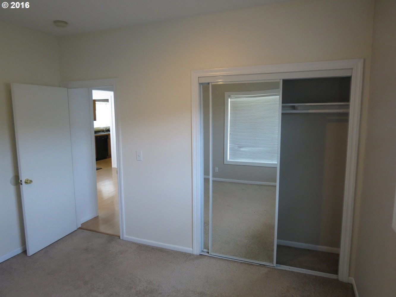 416 Southwest 5th Street Pendleton, OR 97801 - Photo 9 of 21
