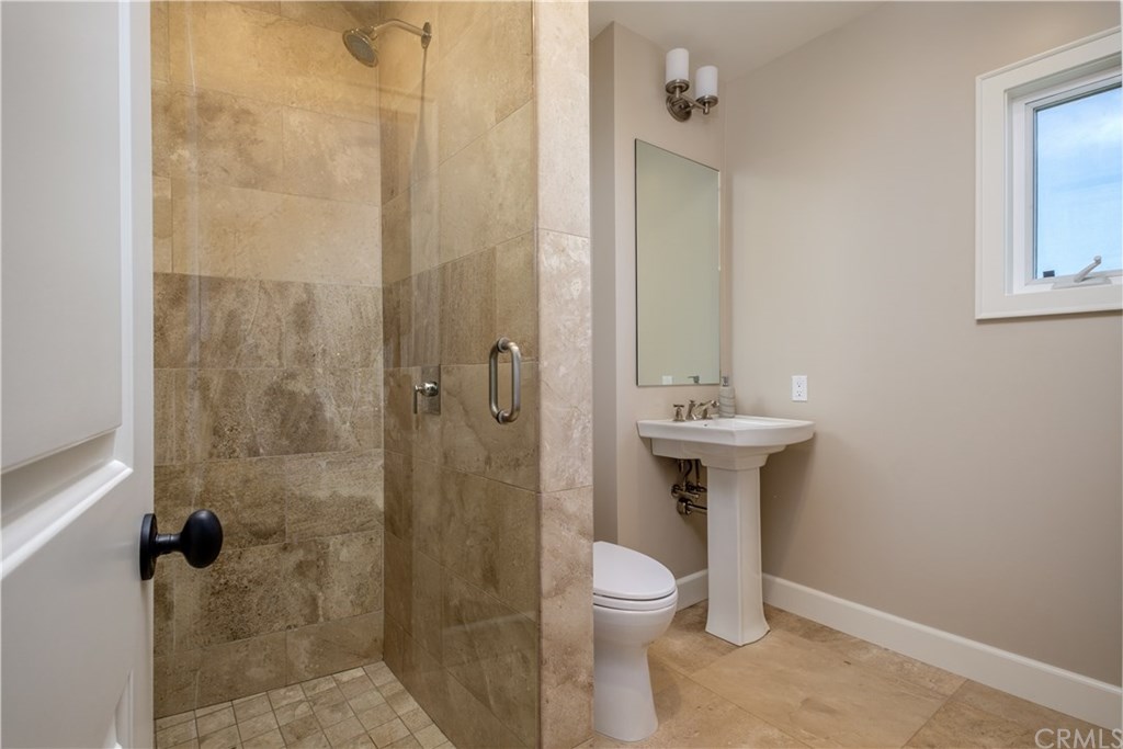 600 Allview Terrace Laguna Beach, CA 92651 - Photo 13 of 39