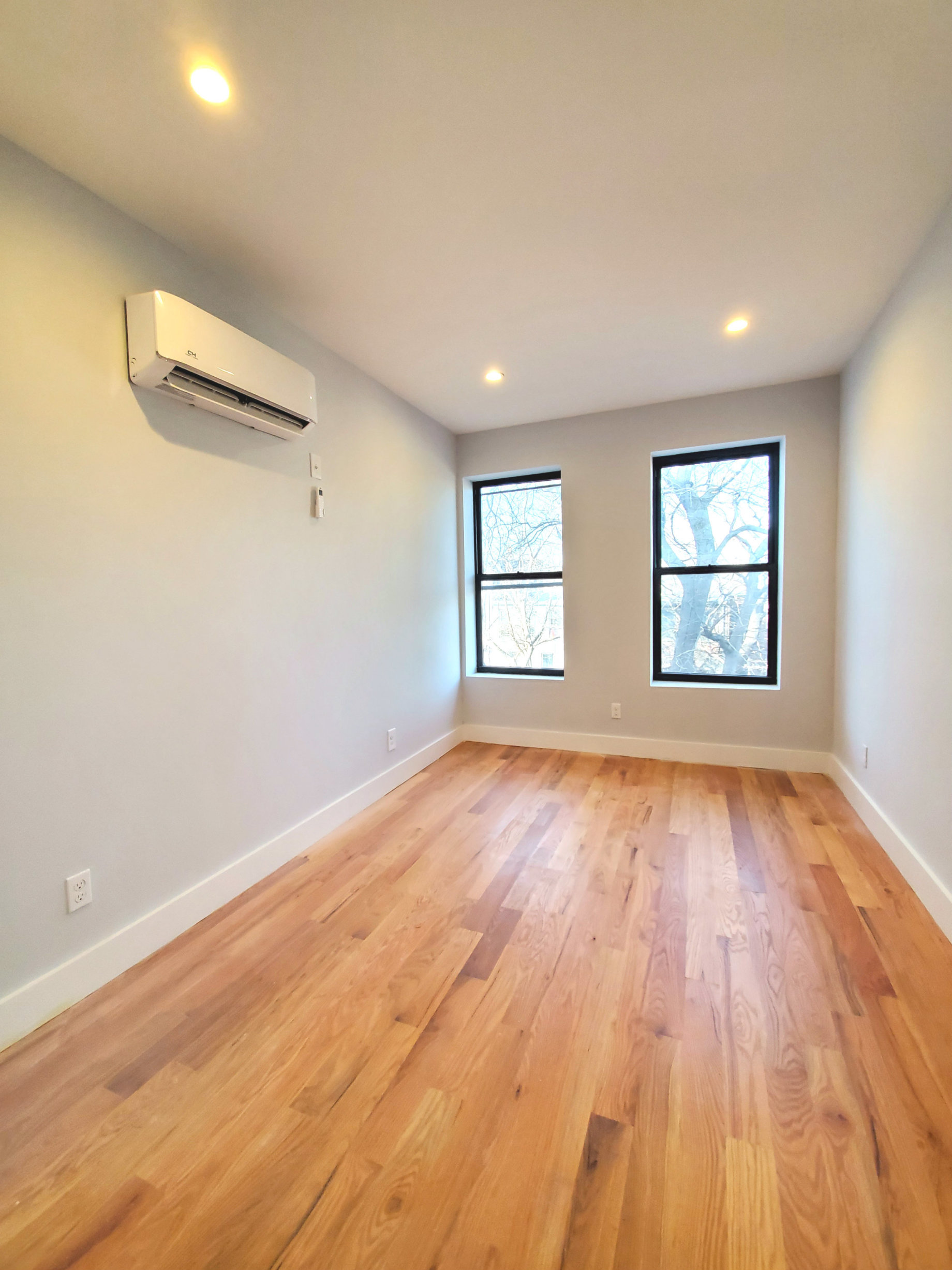 39 Eldert Street, Unit 2 Brooklyn, NY 11207 - Photo 7 of 10