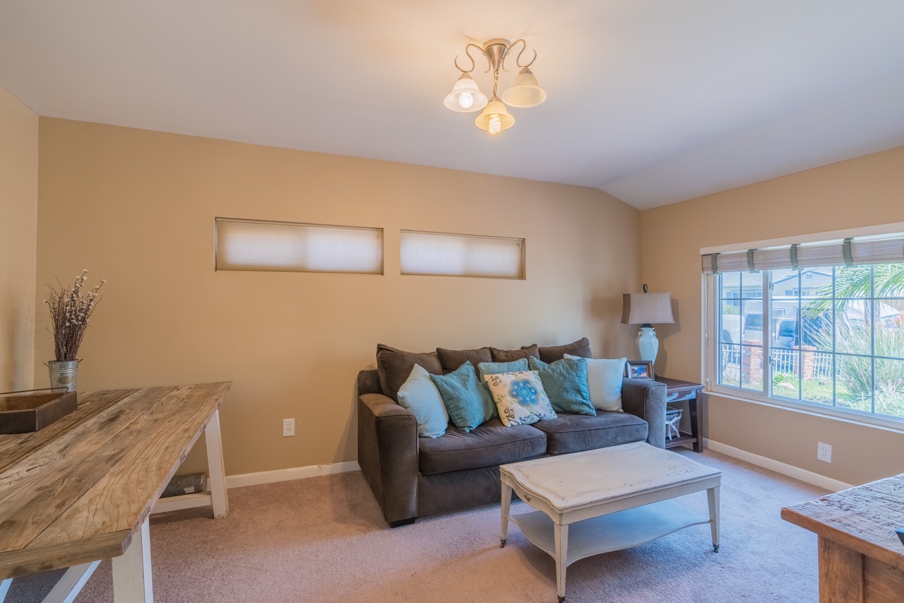 6250 Severin Drive La Mesa, CA 91942 - Photo 7 of 24