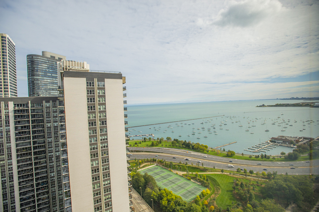 360 E Randolph St, Chicago, IL 60601 - Photo 9 of 10