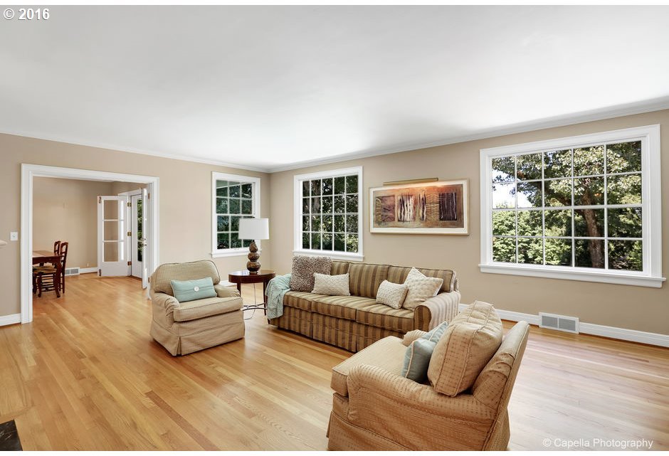 2473 South Military Road Portland, OR 97219 - Photo 17 of 32 Gallery Image 17