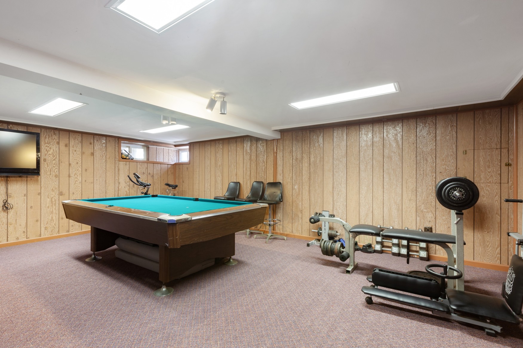 64 Birchwood Drive West Valley Stream, NY 11580 - Photo 10 of 15