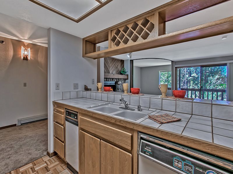 335 Ski Way, Unit 295 Incline Village, NV 89451 - Photo 7 of 14