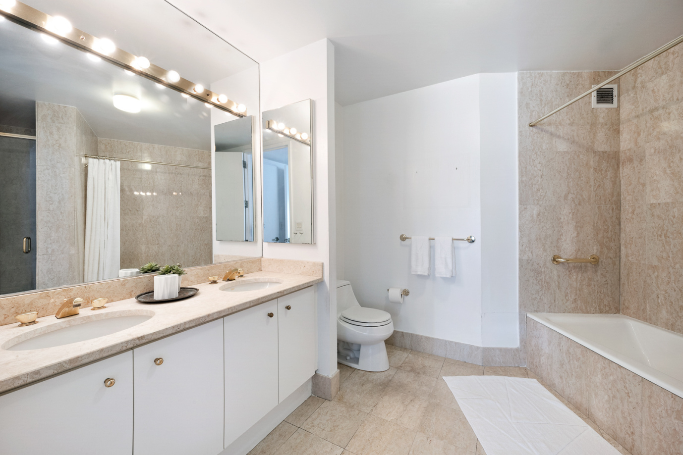 1965 Broadway, Unit 15A Manhattan, NY 10023 - Photo 8 of 13