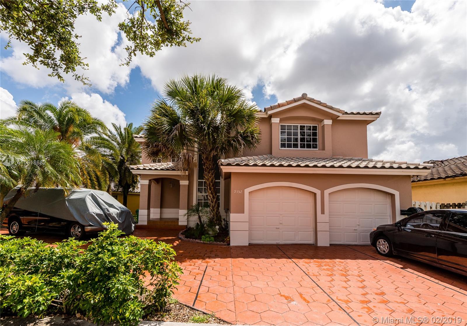 9352 Southwest 155th Avenue Miami, FL 33196 - Photo 12 of 12