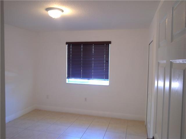 2185 Northwest 16th Terrace, Unit 16 Miami, FL 33125 - Photo 3 of 8