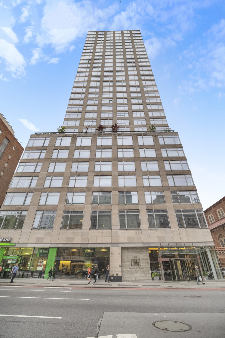 400 East 67th Street, Unit 28C Manhattan, NY 10065 - Photo 22 of 23