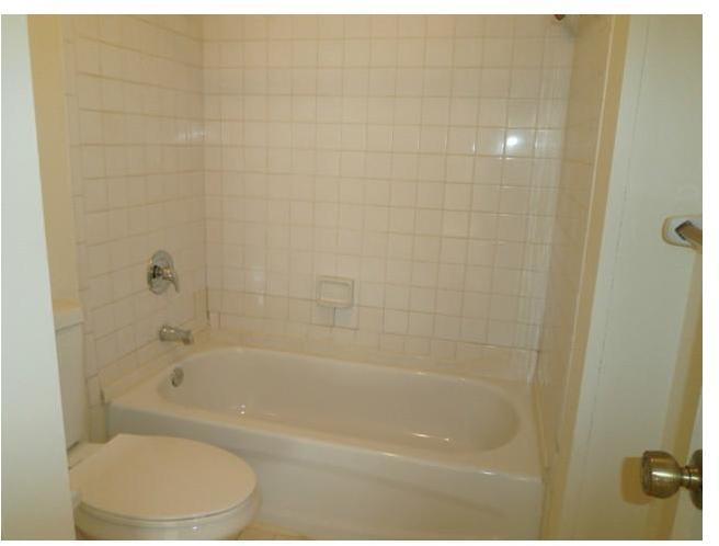 2360 Southwest 80th Terrace Miramar, FL 33025 - Photo 9 of 11