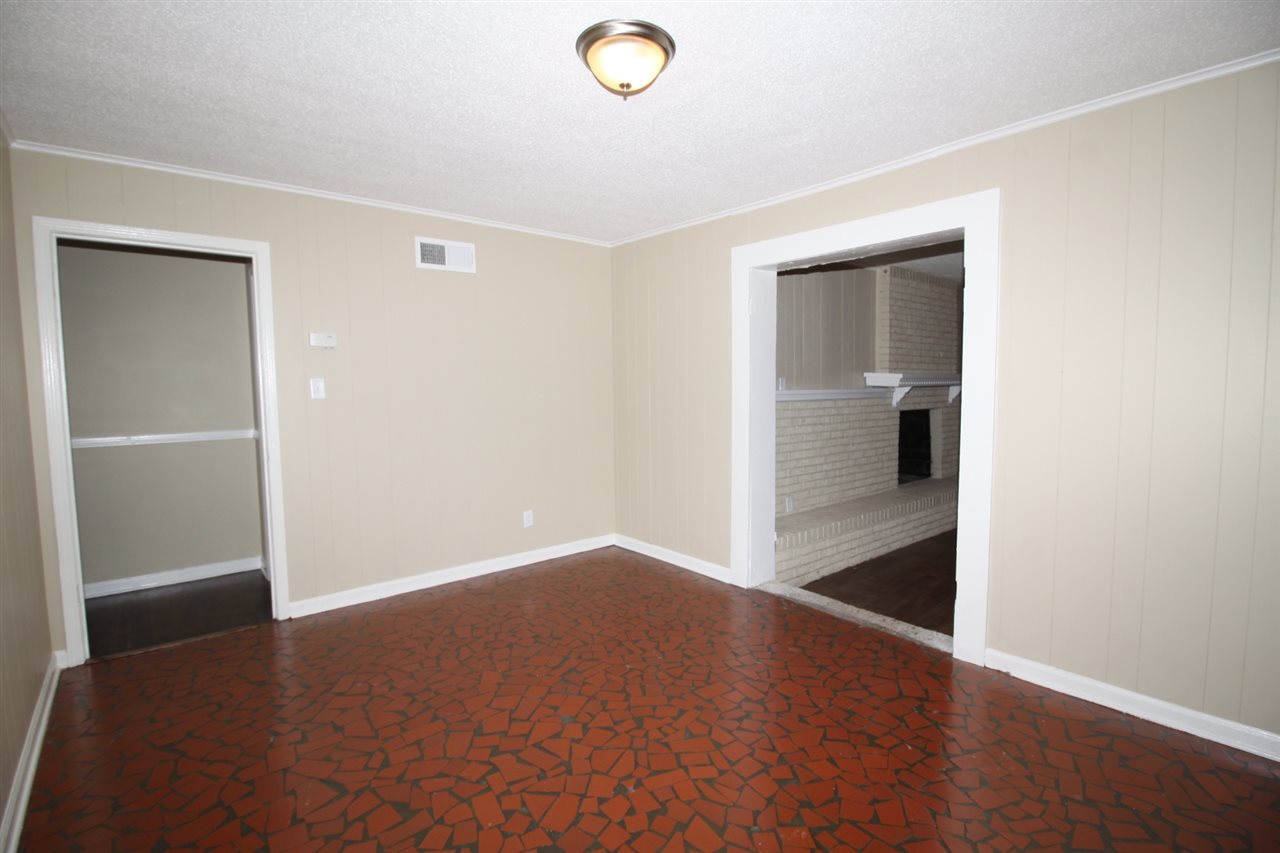 4353 Tulane Road Memphis, TN 38109 - Photo 8 of 11 Gallery Image 8