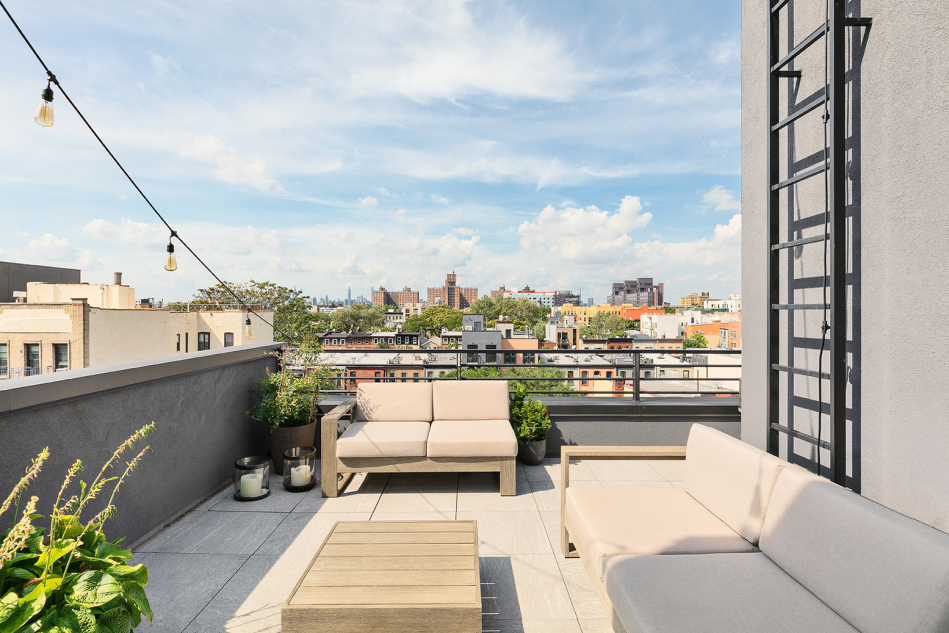 806 Dekalb Ave, Brooklyn, NY 11221 - Photo 2 of 2