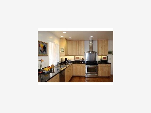 472 Bloomfield Road Burlingame, CA 94010 - Photo 2 of 9 Gallery Image 2