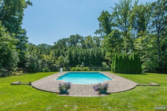 26 Rising Ridge Road Upper Saddle River, NJ 07458 - Photo 24 of 25