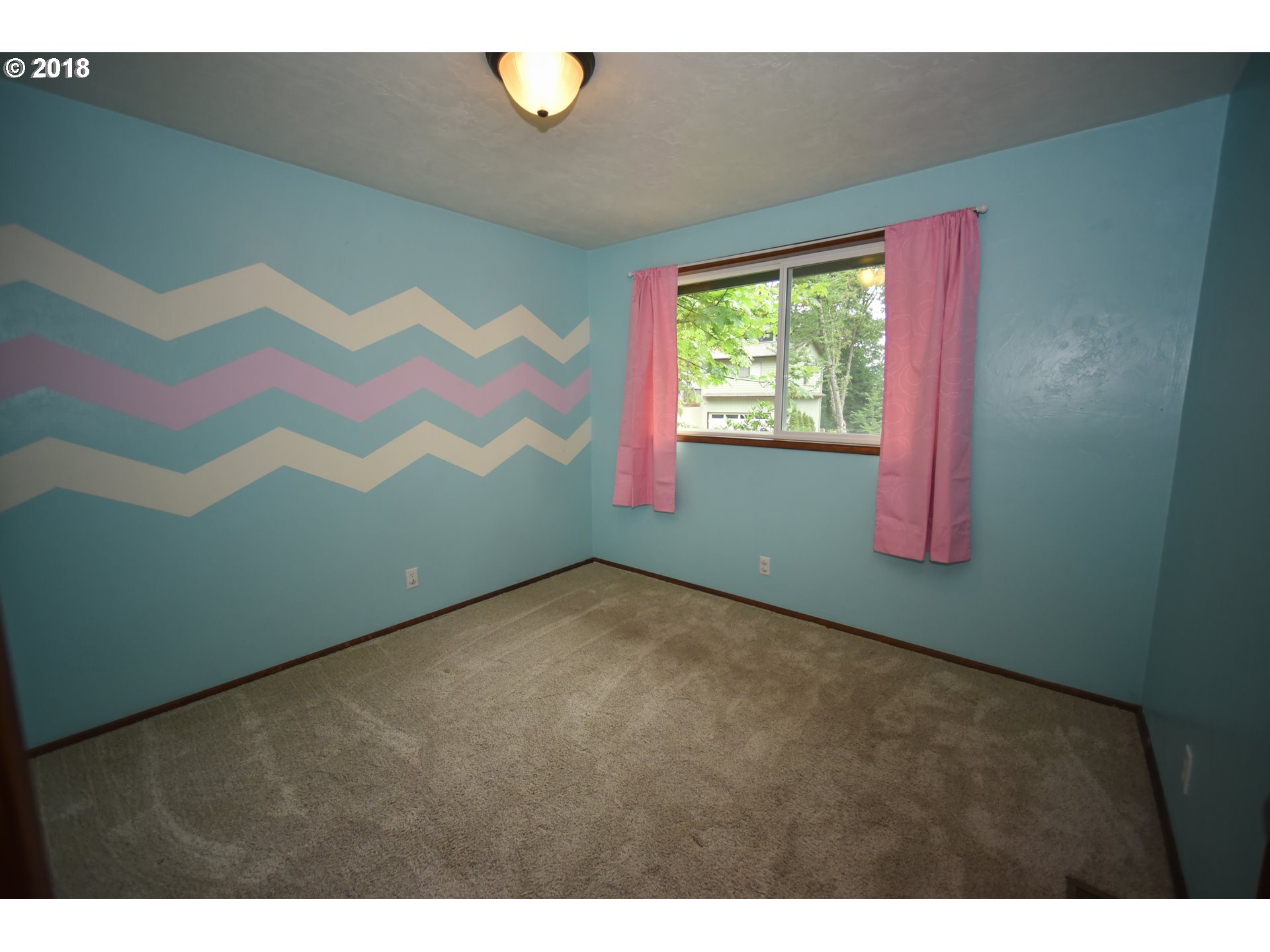 4371 Forsythia Street Springfield, OR 97478 - Photo 13 of 16