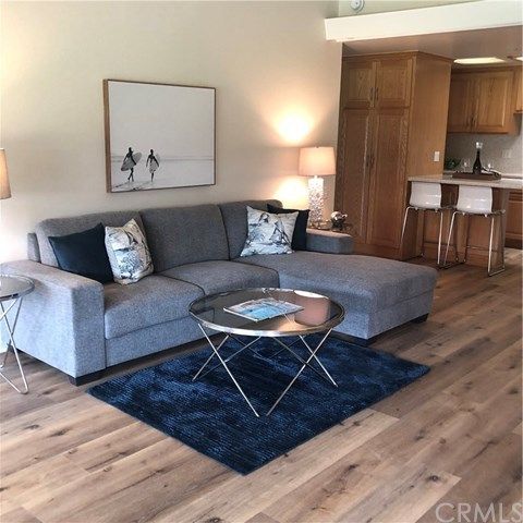 $320,000 | 1570 Glenview Road, Unit M1271K, Seal Beach, CA 90740