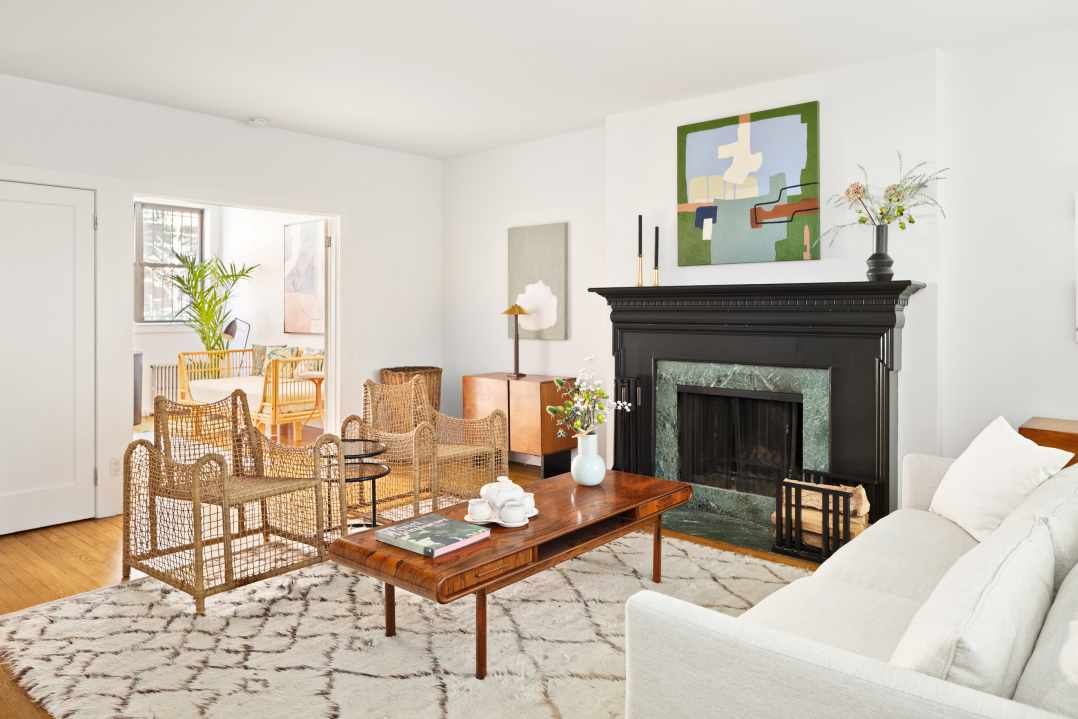 25 Bedford Street Manhattan, NY 10014 - Photo 2 of 12