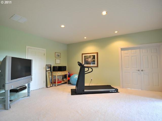 13855 Southwest Alpine View Tigard, OR 97224 - Photo 15 of 16 Gallery Image 15