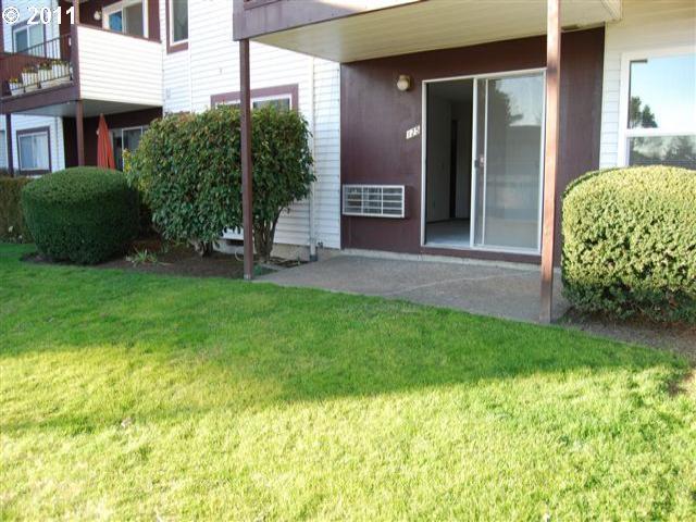 950 Evergreen Road, Unit 125 Woodburn, OR 97071 - Photo 1 of 15 Gallery Image 1